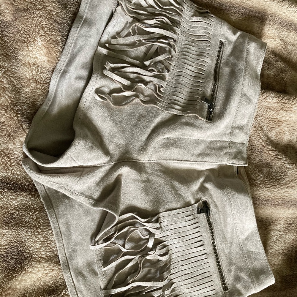 Cute high waisted shorts